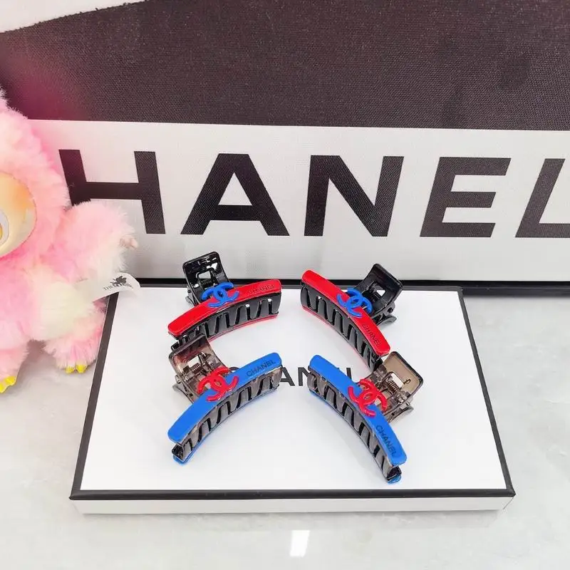 Chanel Hair Grab Clip dx14